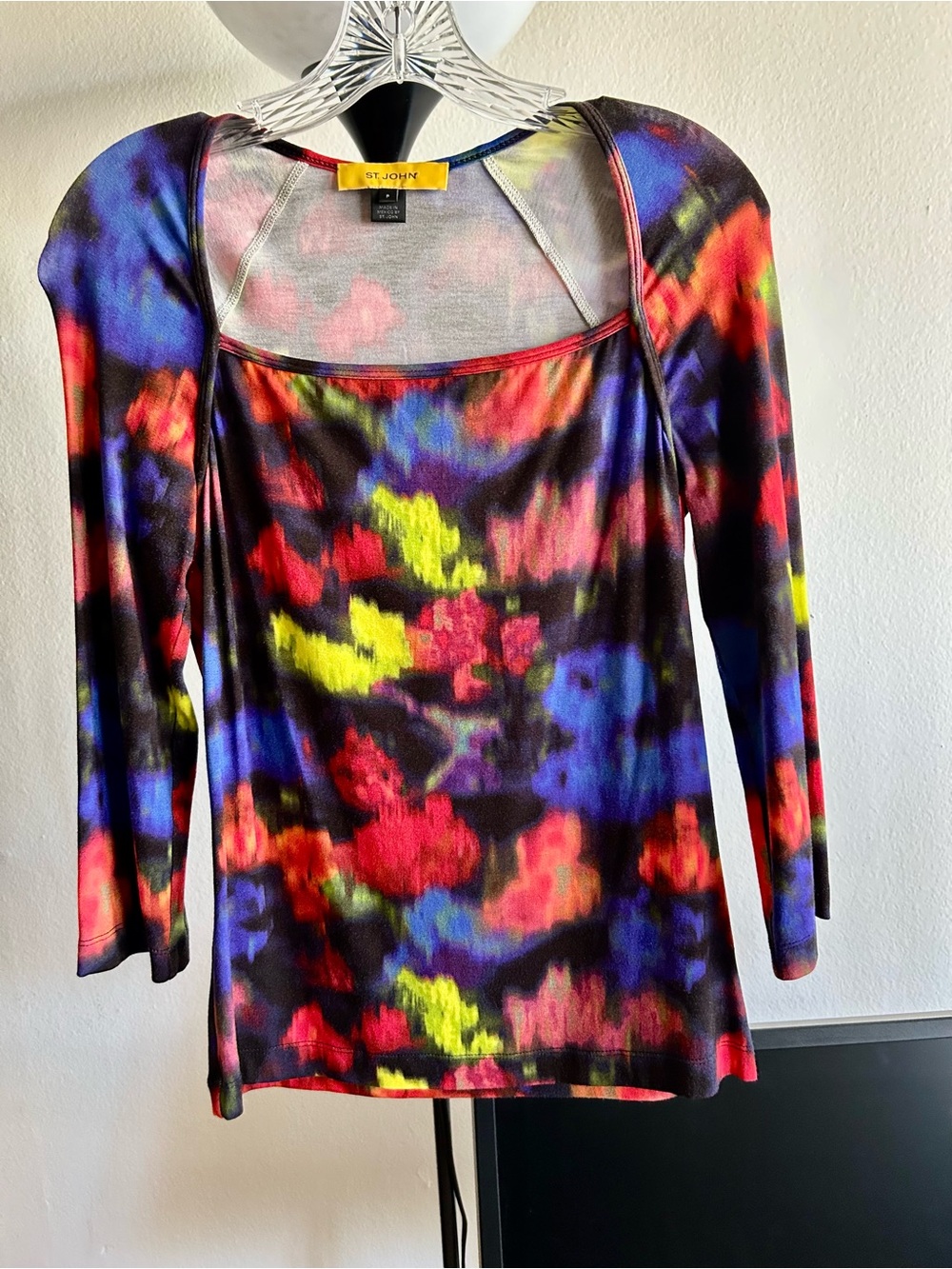 St. John Black Multicolor Floral-Print Long Sleeve Scoop Top